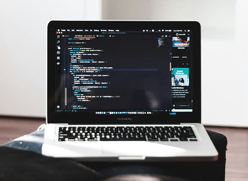 DIY vs. Agency: When to Hire a Professional for Shopify Headless Development